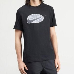 Nike Men's Black Graphic Tee